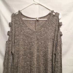 Ladder shoulder sweater